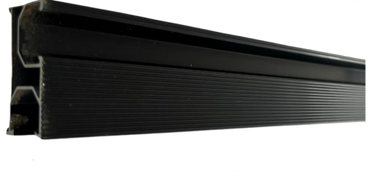 🛠️ Rail Aluminium Noir 2,40 m – Fixation pour Panneau Solaire